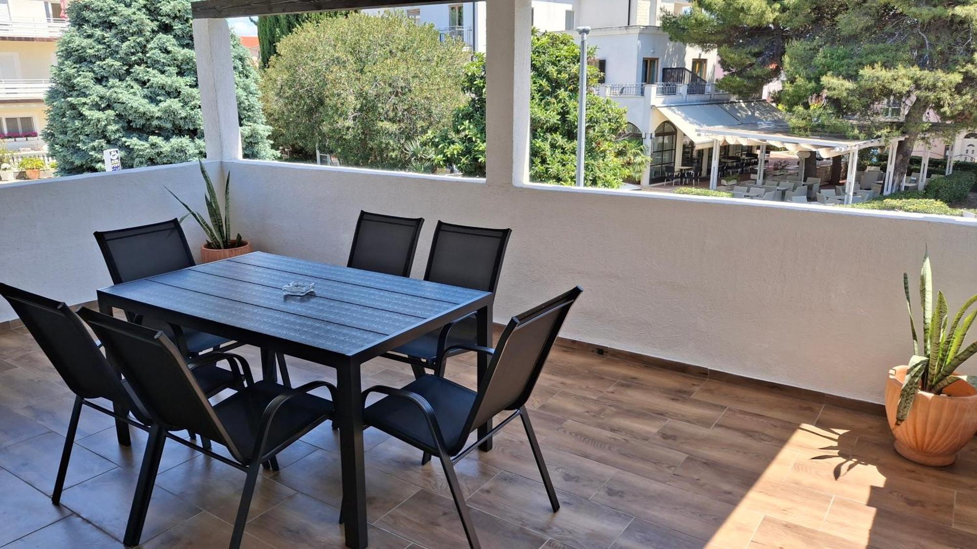Apartmani Juricev Vodice Exterior foto